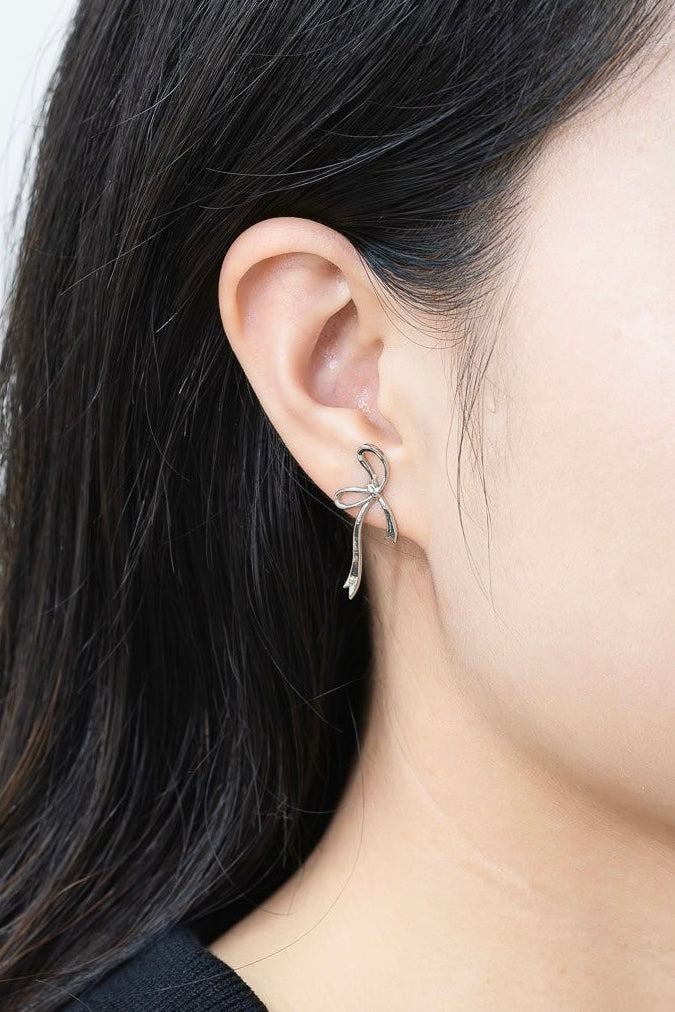 Flowy Bow Earrings