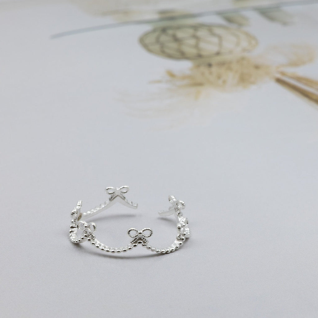 Ribbon Crown Ring