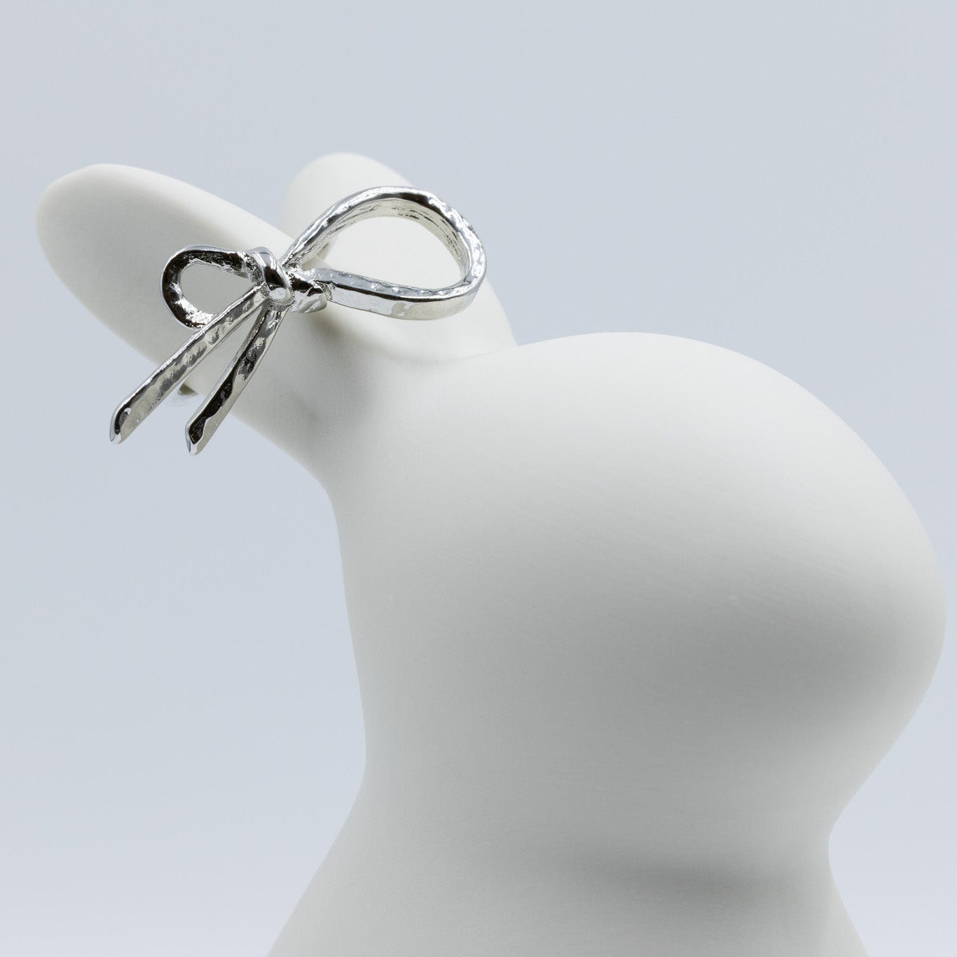 Mega Bow Ring