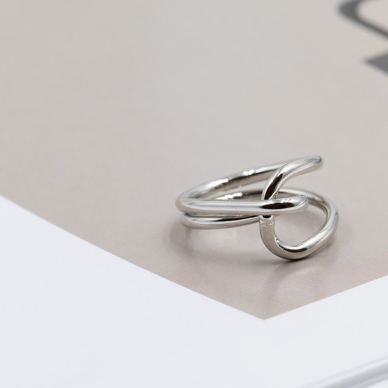 Minimalist Clinch Ring