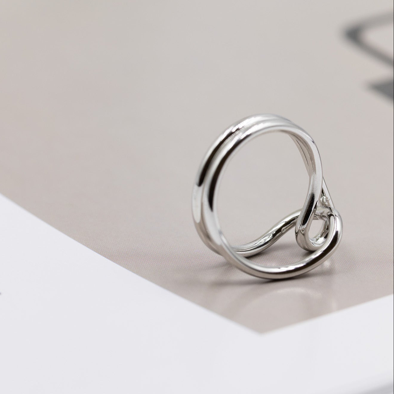 Minimalist Clinch Ring