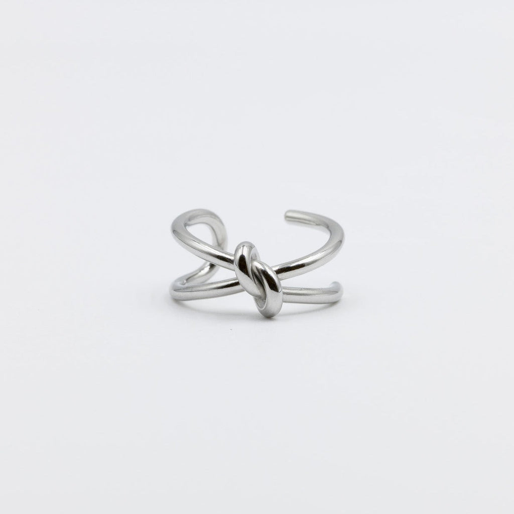 Vivid Knot Ring
