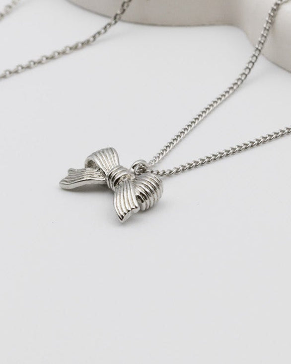 Knitted Bow Necklace