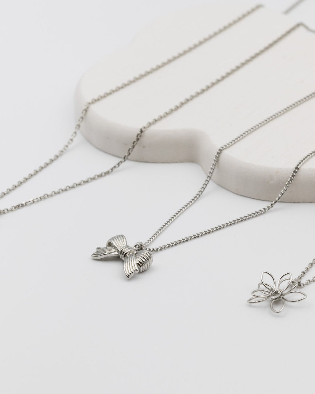 Knitted Bow Necklace