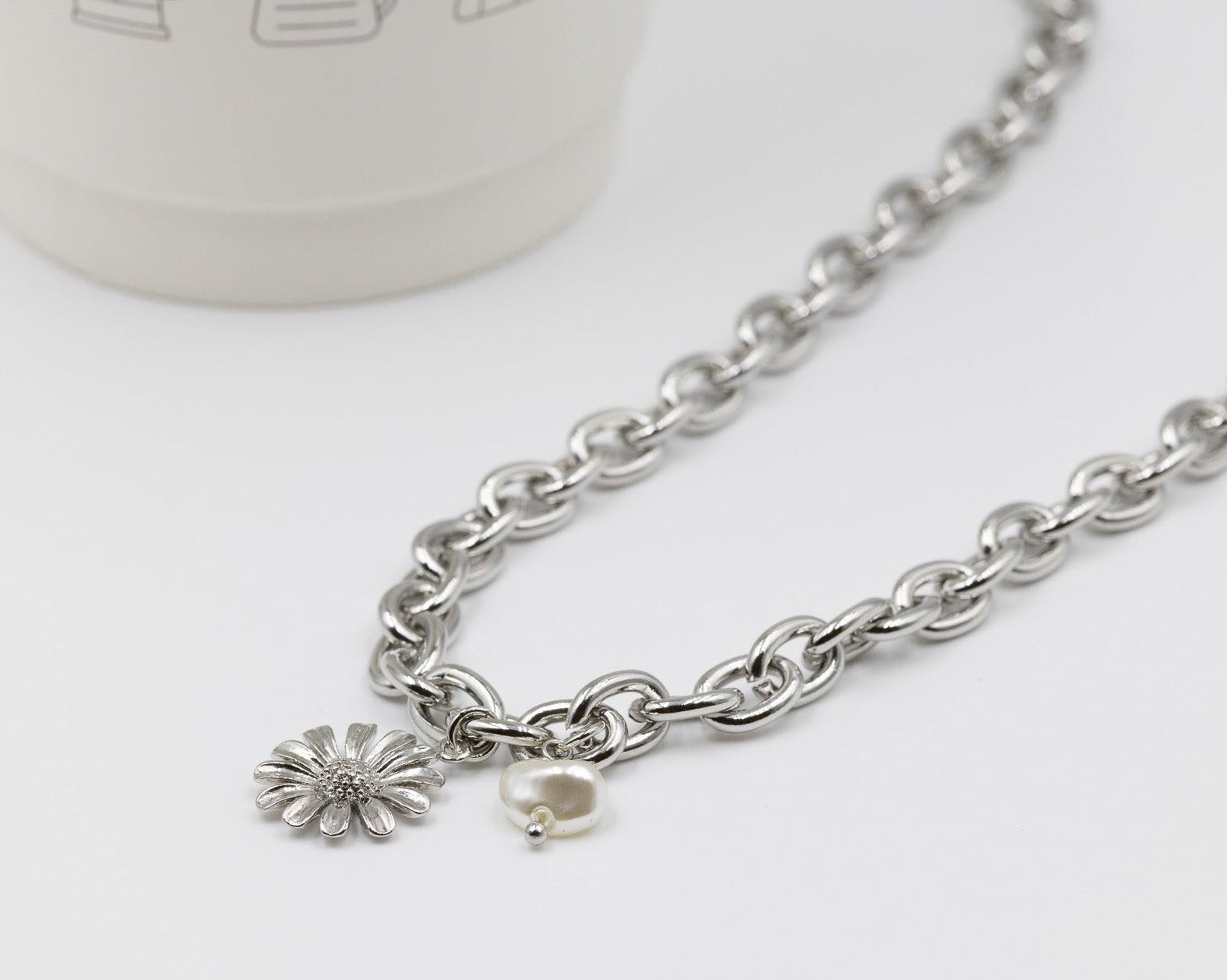 Flowery Chain Necklace