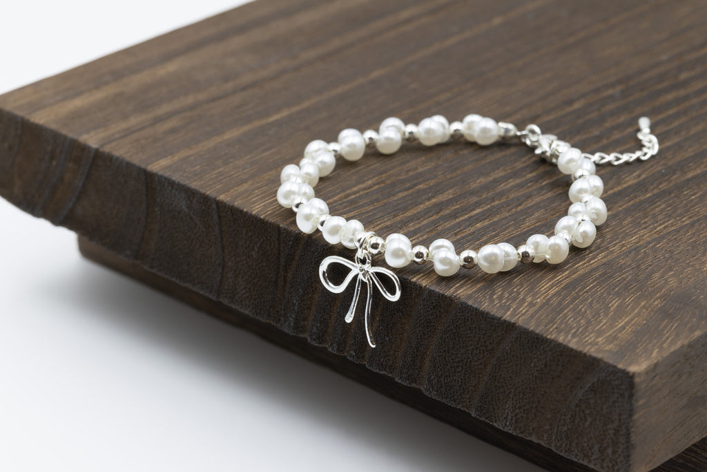 Chic Bow Pearl Bracelet