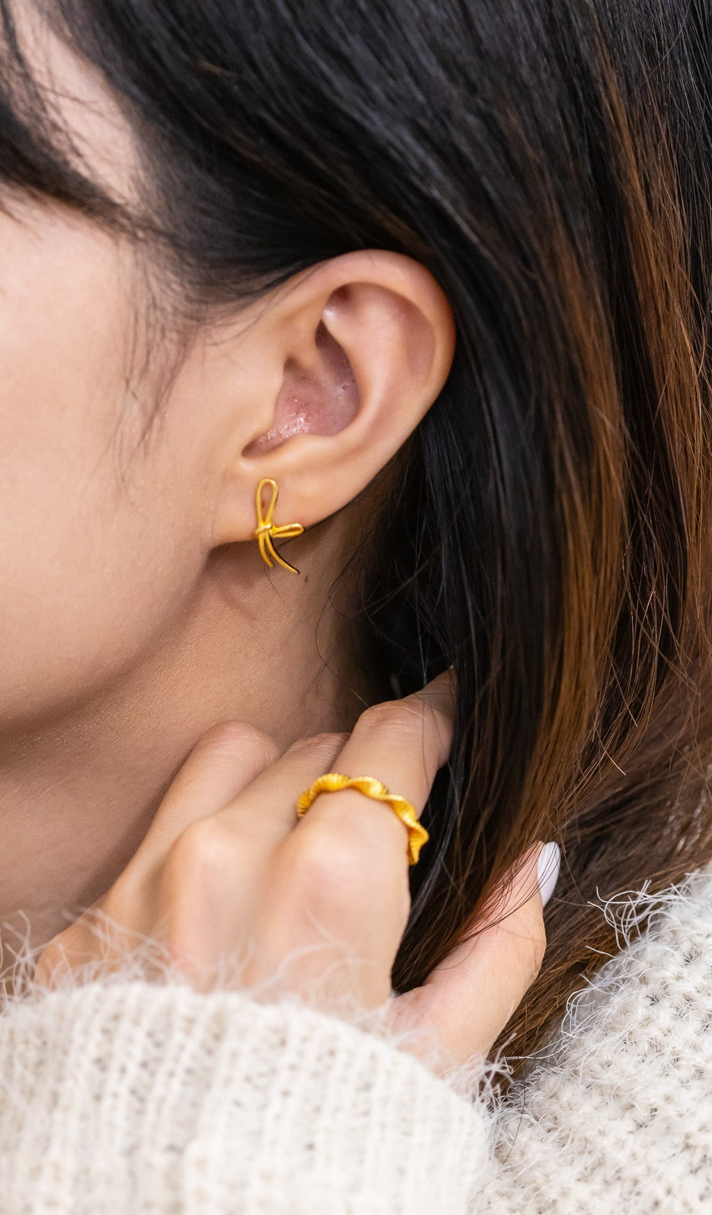 Dancing Bow Earrings