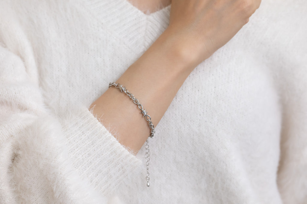 Twist Knot Bracelet