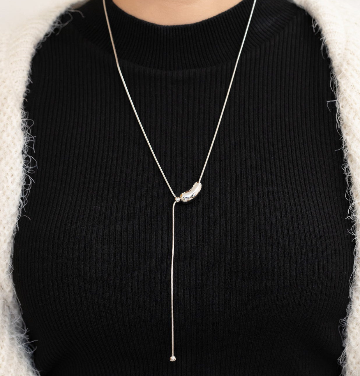 Long Cashew Pull Necklace