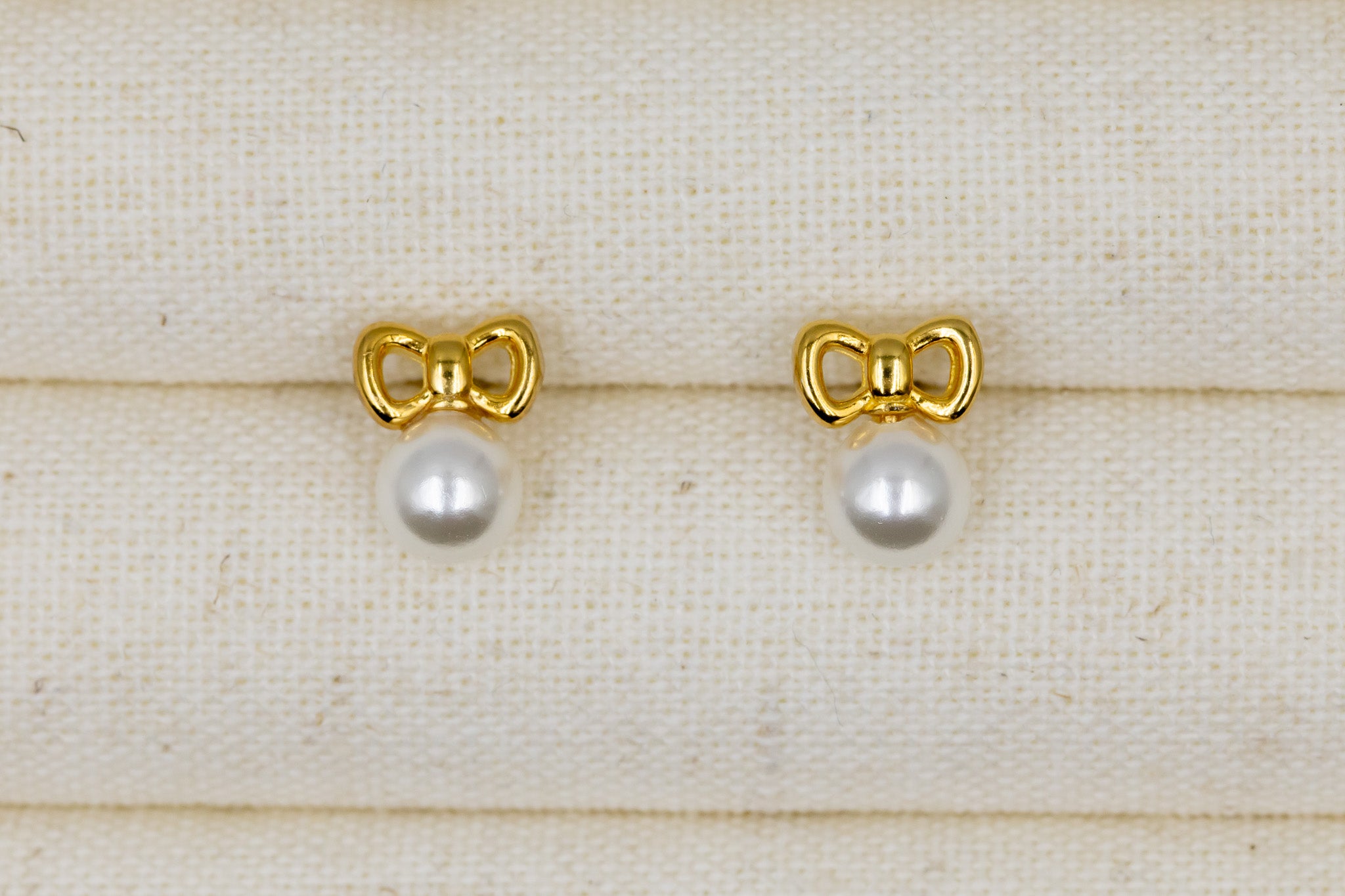 Gold Chic Bow Earrings