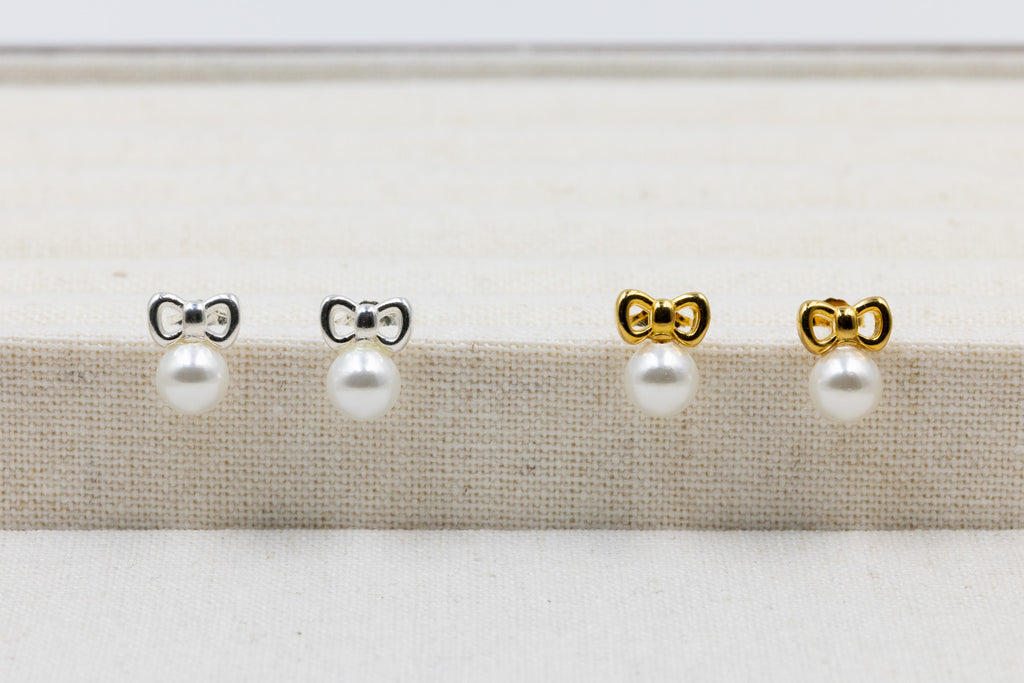 Gold Chic Bow Earrings