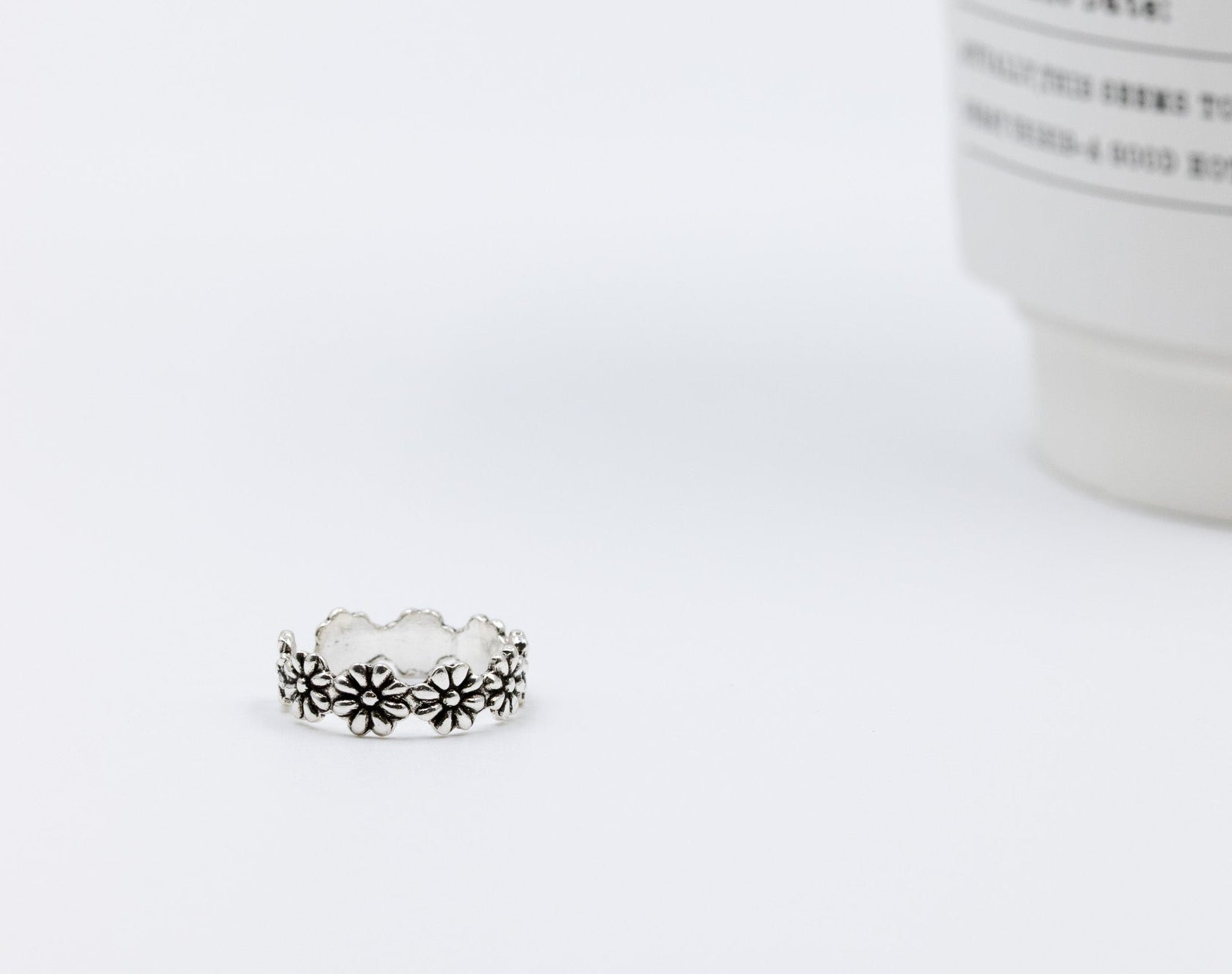 Vintage Daisy Ring