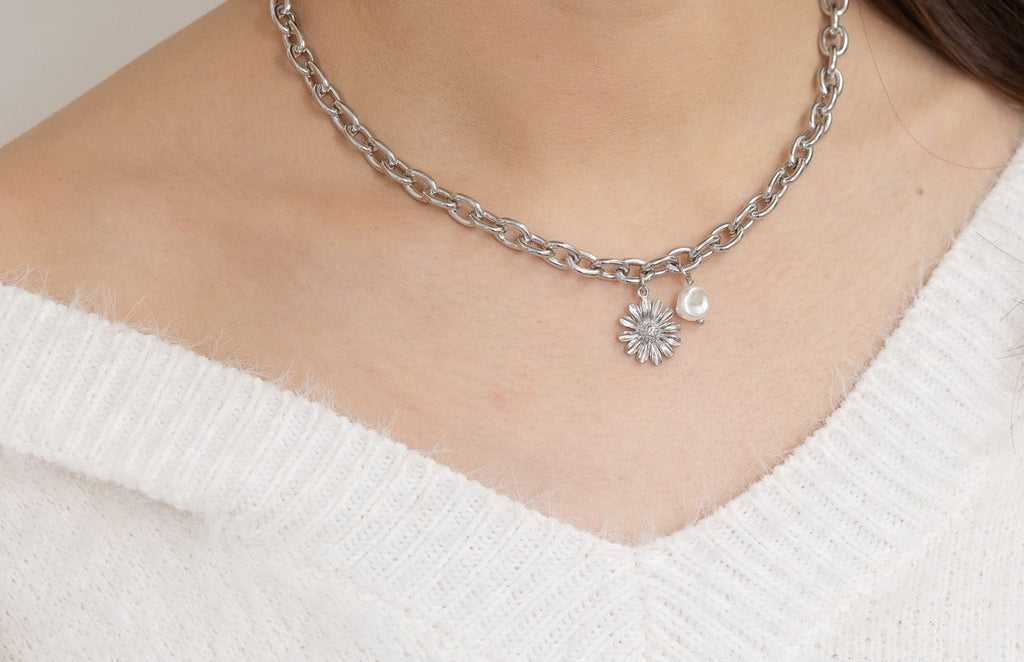 Flowery Chain Necklace