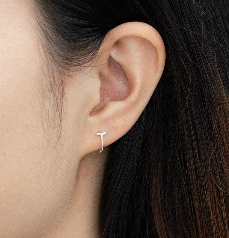 Minimal T Earrings Silver