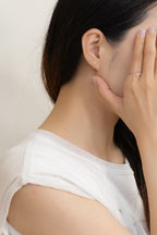 Minimal T Earrings Silver